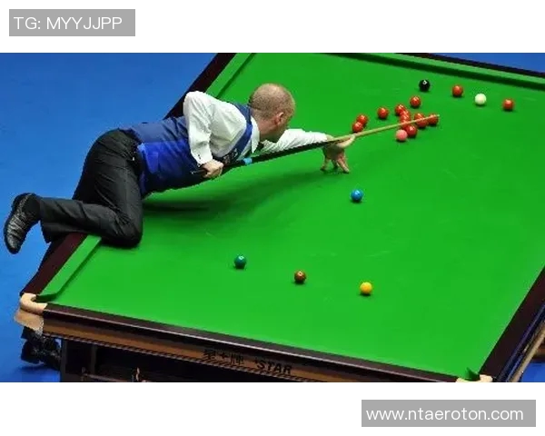 希金斯与艾伯顿对决历史记录分析及比赛精彩回顾