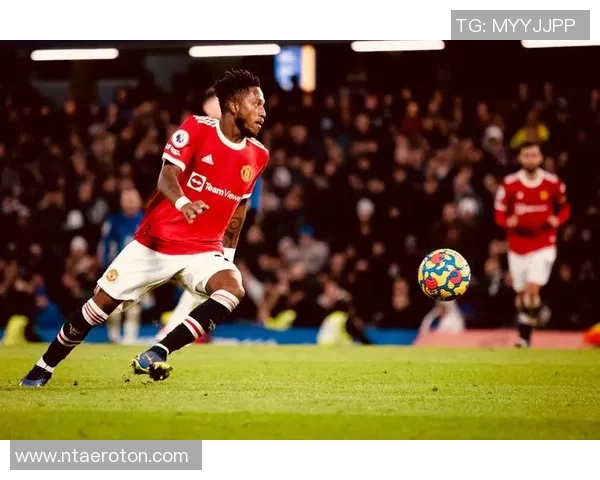 曼联与哈德斯精彩对决全场回放精彩瞬间重温与分析