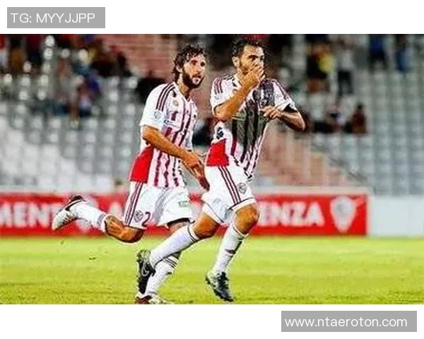 甘冈与里昂在法国杯激战正酣谁能晋级下一轮的精彩对决